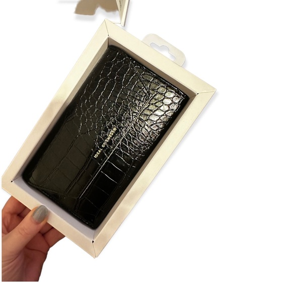 Ideal Of Sweden- Apple iPhone Pro Max 13 fold/buttoned  wallet Case-Black Croco - Picture 8 of 10